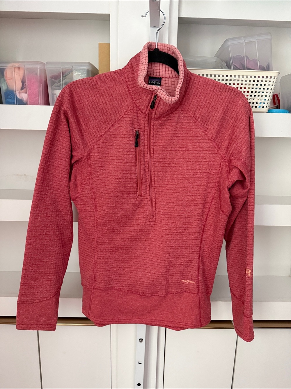 Patagonia Womens R1 Flash 1/2 Zip Pullover Medium Poppy Fields Summer Pink X-Dye - Picture 2 of 8